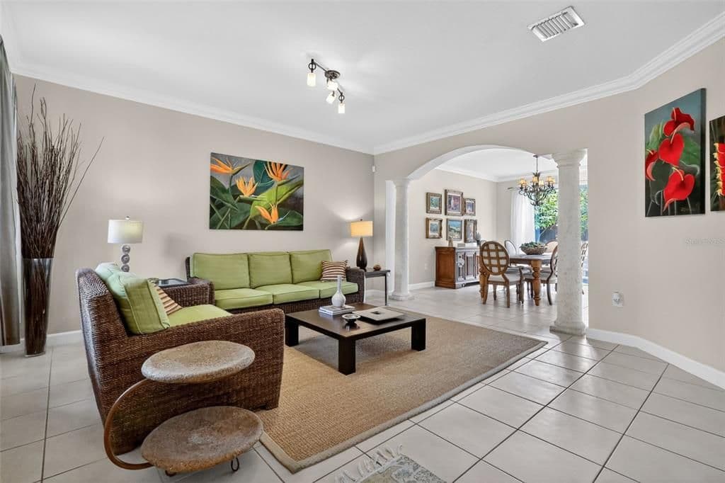 4+1 Müstakil ev — 15144 SW 20TH STREET
