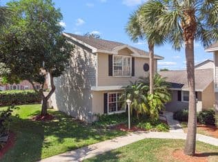 3-bedroom Townhouse — 12212 NW 36th Place, Fort Lauderdale, 33323