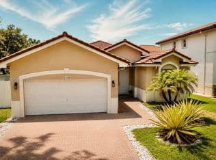 3-bedroom Single-Family Home — 13704 SW 31st St, Hollywood, 33027
