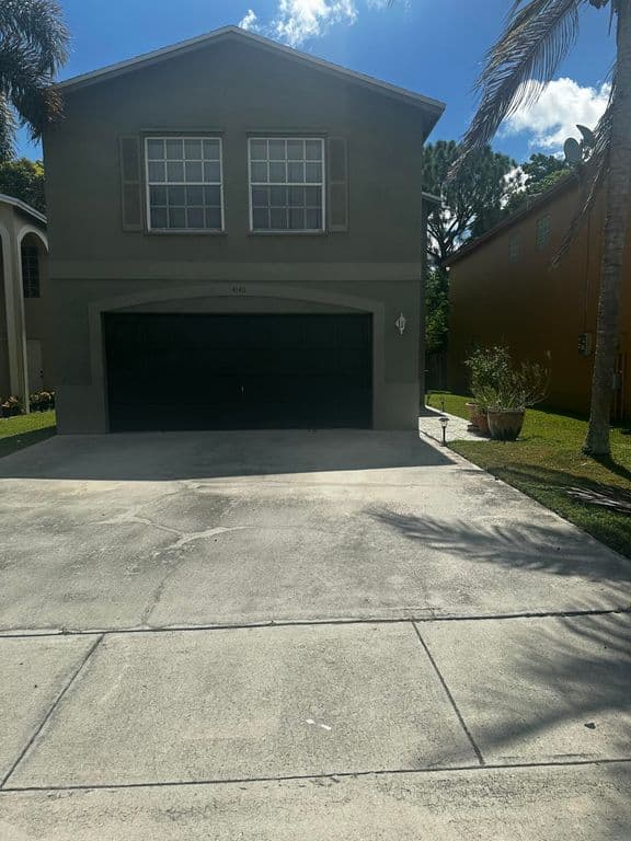 4+1 Müstakil ev — 4140 Pine Hollow Circle