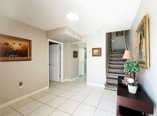 4-bedroom Single-Family Home — 10875 NW 29th Mnr, Fort Lauderdale, 33322