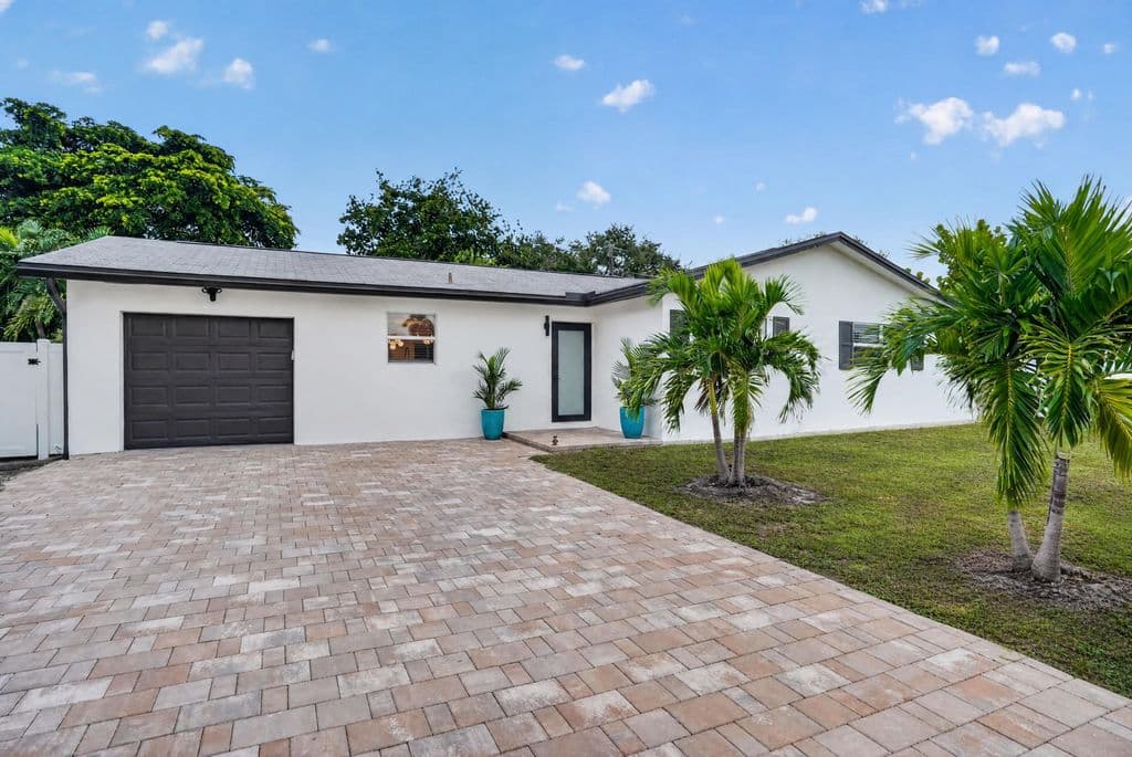 3-bedroom Single-Family Home — 2521 Jaeger Drive