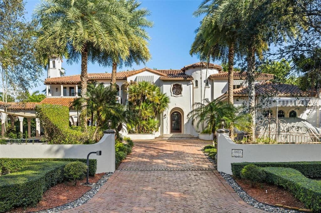 6-bedroom Single-Family Home — 11011 Marin St