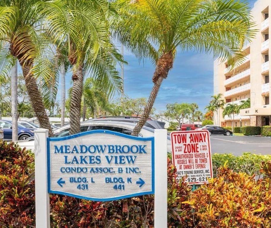 2-bedroom Condo — 441 SE 3rd St APT 505