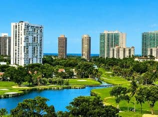 1+1 Condo — 20335 N Country Club Dr APT 1105, Aventura, 33180
