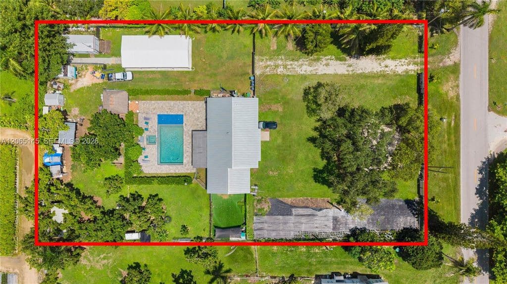 4-bedroom Single-Family Home — 26480 SW 187th Ave