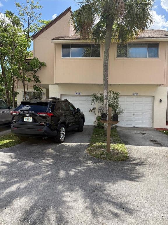 4-bedroom Property — 8208 NW 9th Ct #1
