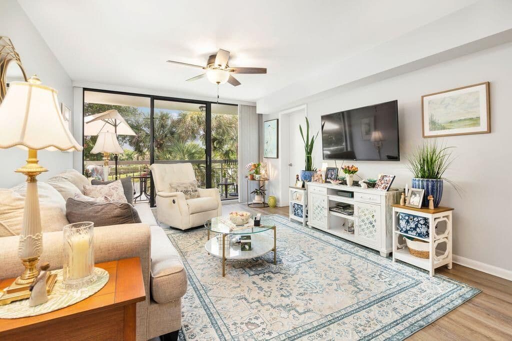 2-bedroom Condo — 2401 Village Boulevard #305