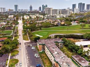 1-bedroom Condo — 1450 Atlantic Shores Blvd APT 109, Hallandale, 33009