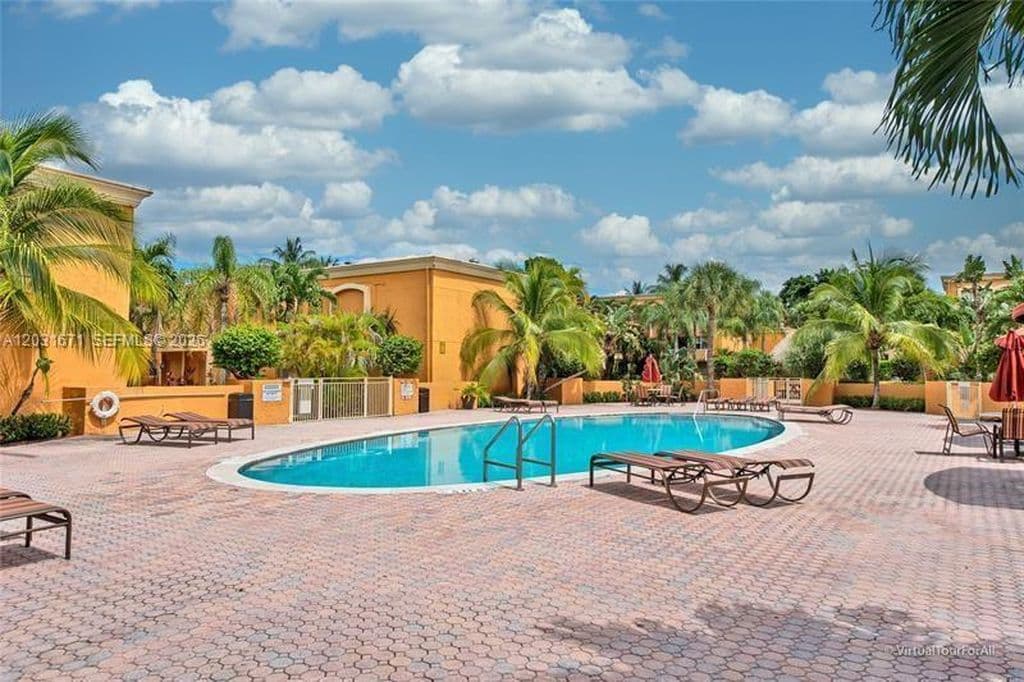 2-bedroom Condo — 18111 NW 68th Ave APT H102