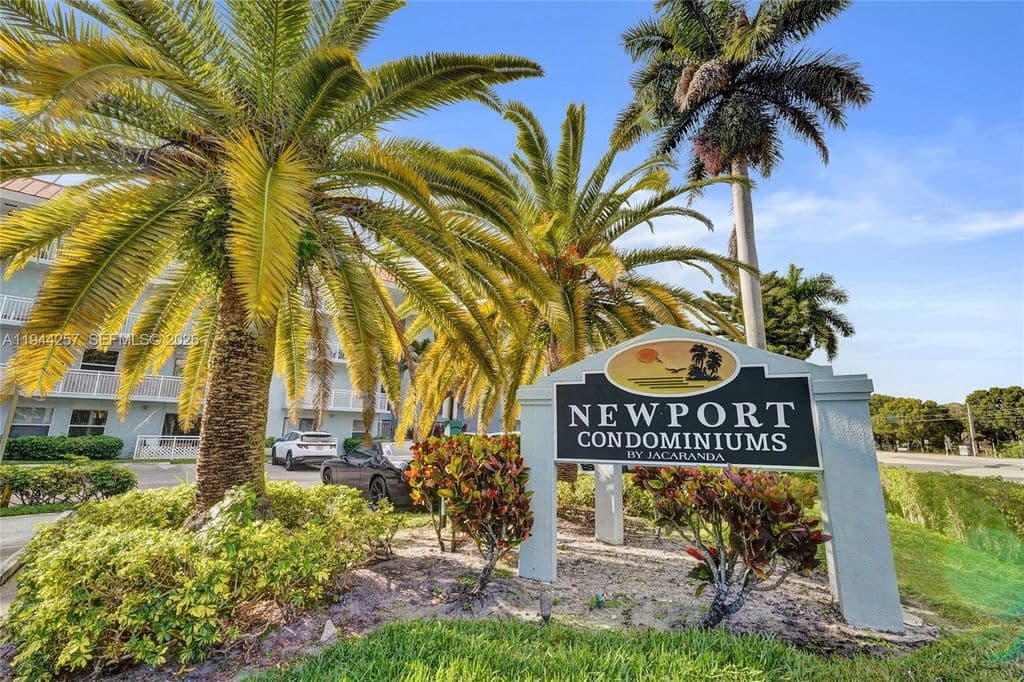 2-bedroom Condo — 505 S Pine Island Rd APT 405B