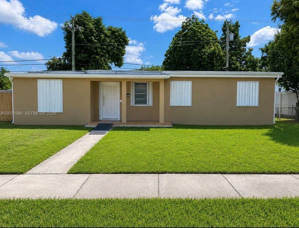 5+1 Müstakil ev — 4151 SW 112th Ct