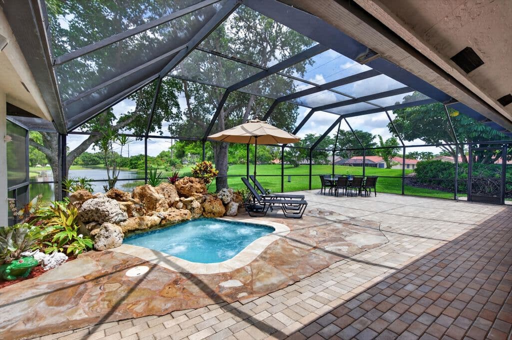 3-bedroom Single-Family Home — 709 Crystal Court