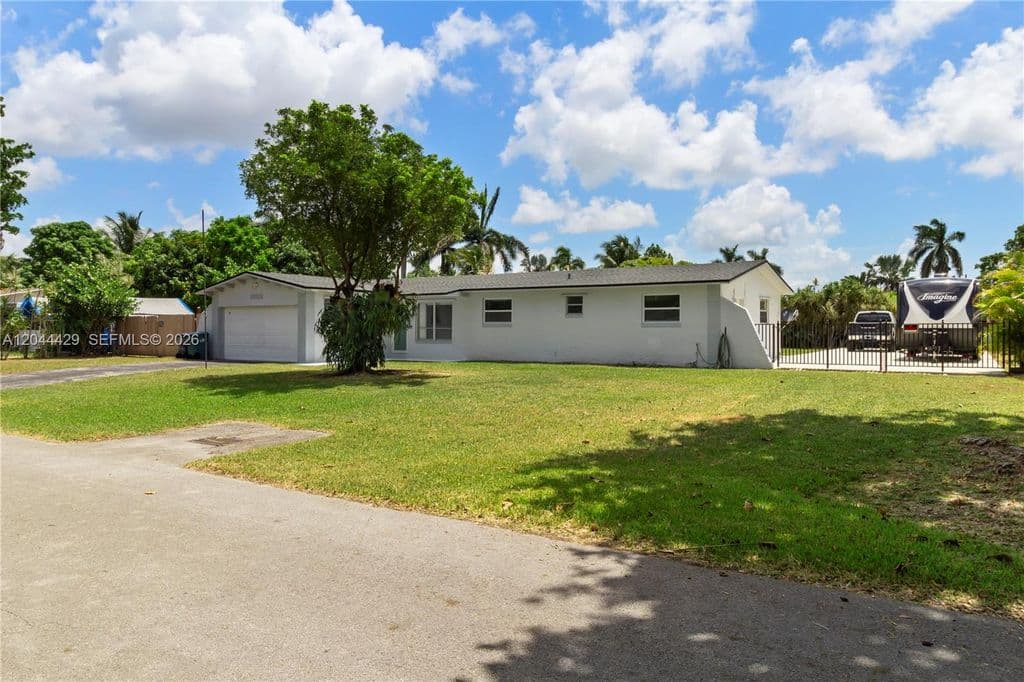 4+1 Müstakil ev — 29925 SW 168th Ct