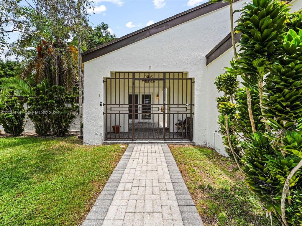 3-bedroom Single-Family Home — 15491 SW 153rd St
