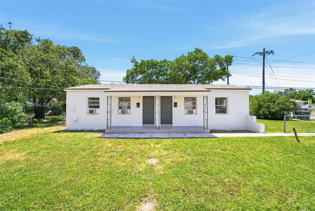 4-bedroom Property — 1992 NW 56th St