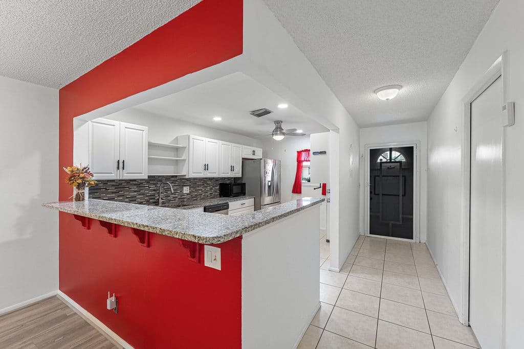 2+1 Condo — 2638 GATELY Drive E #125