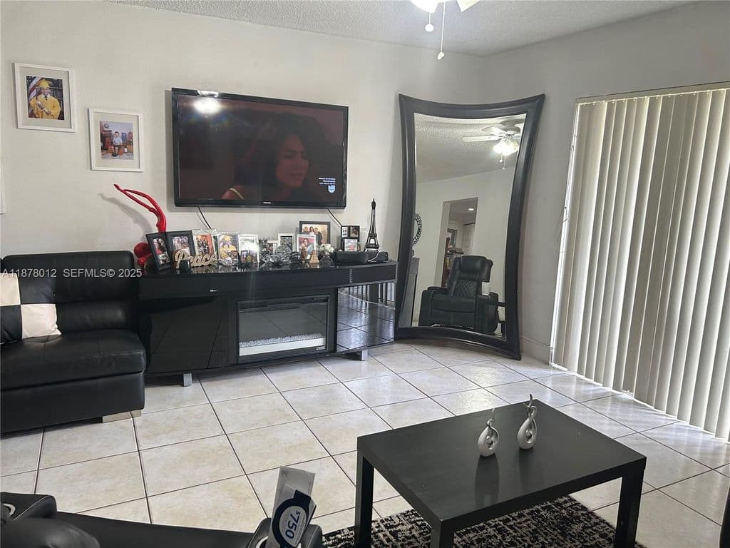 2+1 Condo — 17901 NW 68th Ave APT T101