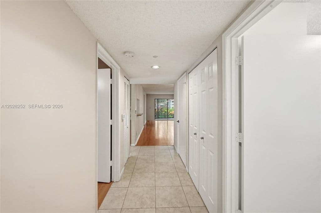 2+1 Condo — 15342 Lakes Of Delray Blvd APT 90