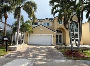 5-bedroom Single-Family Home — 307 BERENGER Walk, Royal Palm Beach, 33414