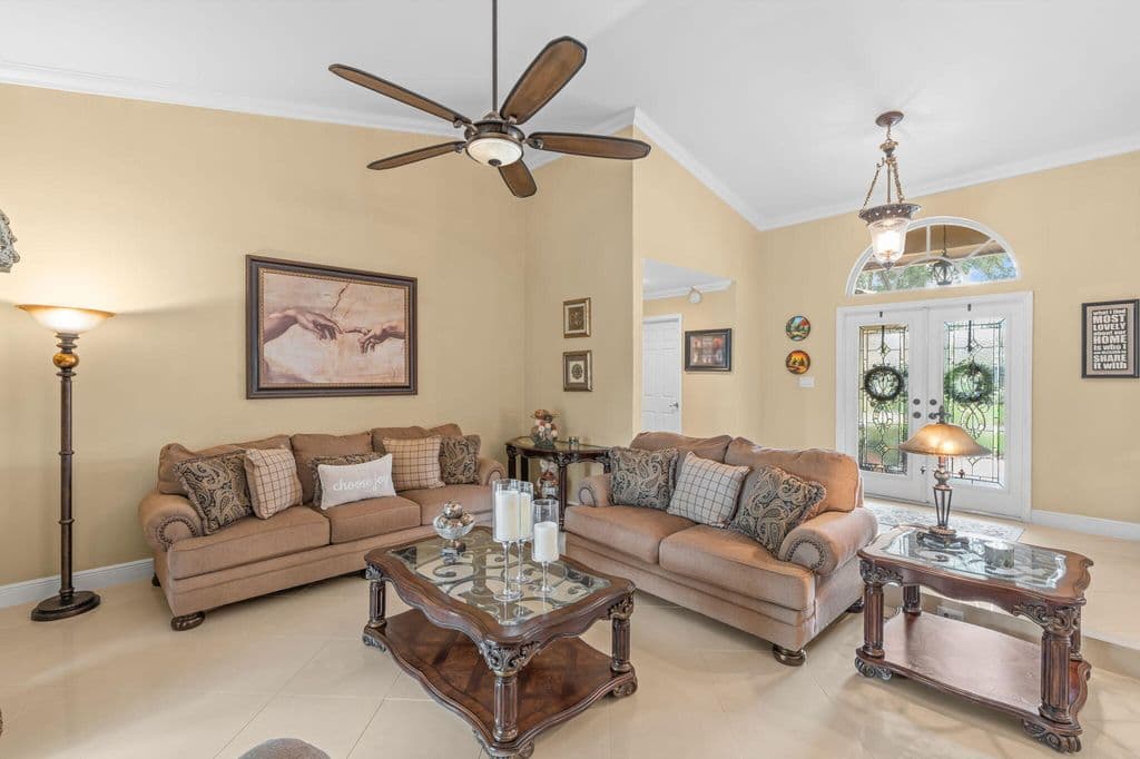 4+1 Müstakil ev — 8663 NW 50TH Drive