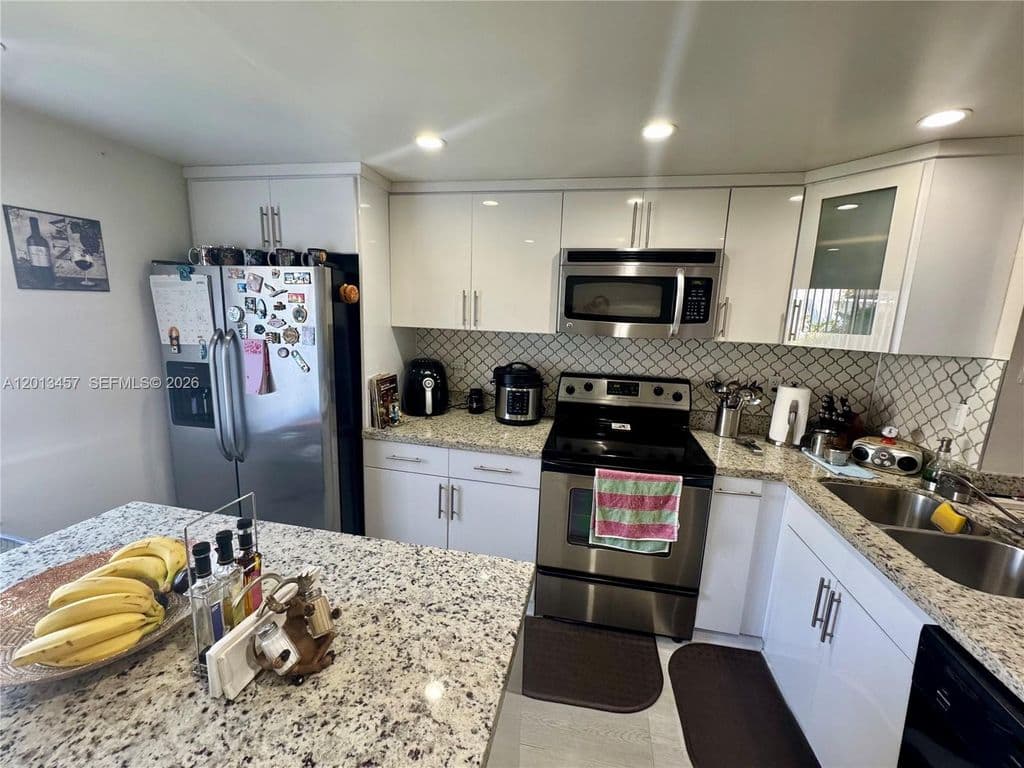 3-bedroom Condo — 1481 SW 124th Ct #7-C