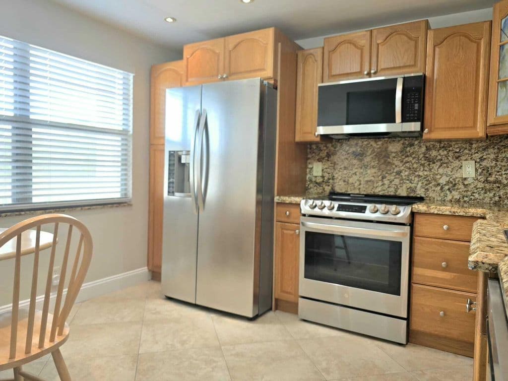 2-bedroom Condo — 2402 Antigua Circle #E3