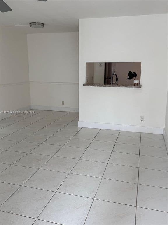 2+1 Condo — 1001 Twin Lakes Dr #29-D