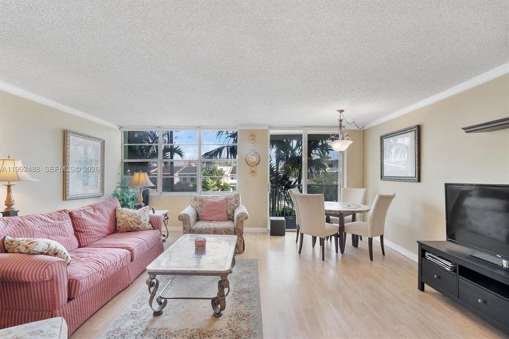 2+1 Condo — 2100 Sans Souci Blvd #B111