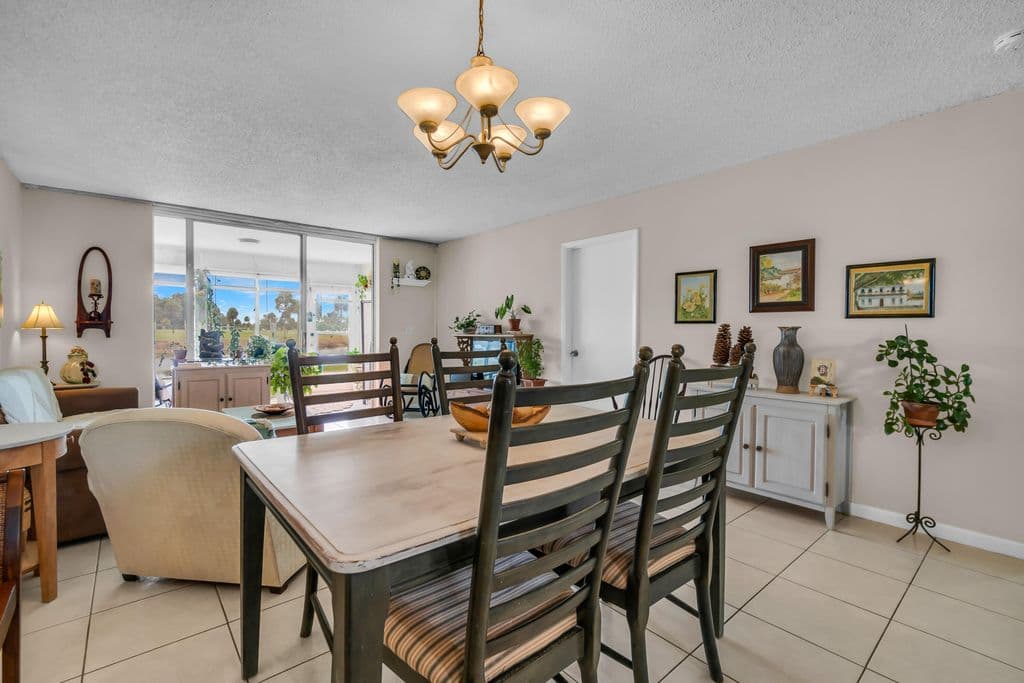 2-bedroom Condo — 7608 NW 18th Street #108