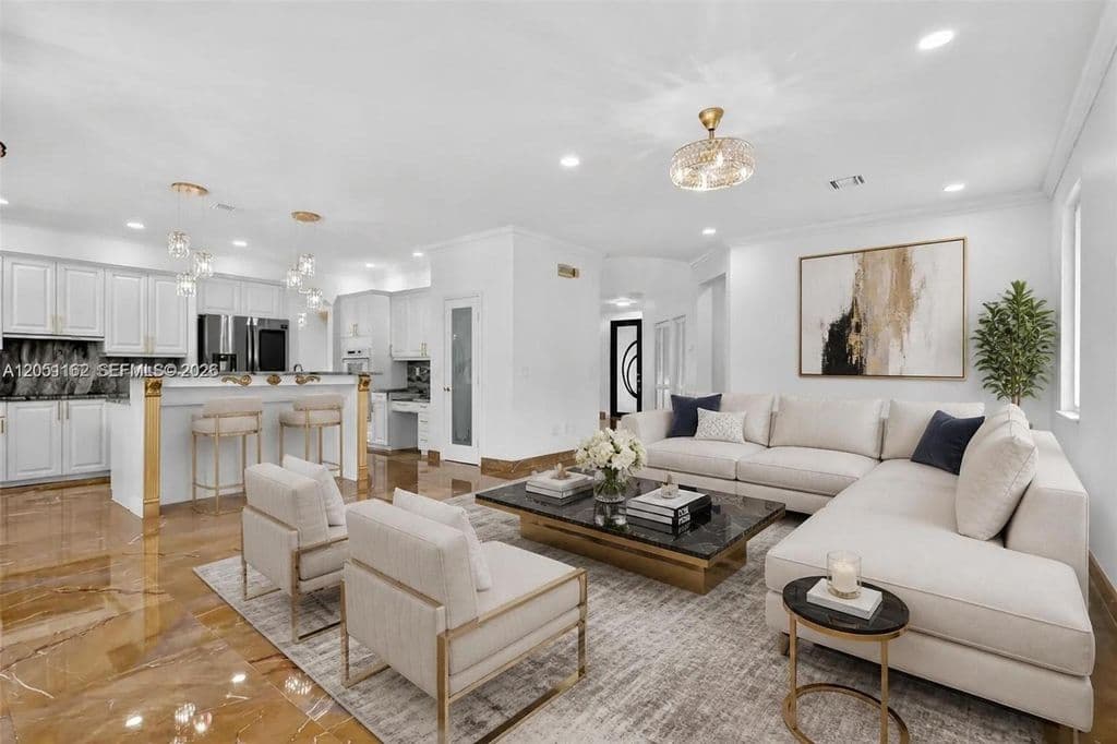 4-bedroom Single-Family Home — 16371 SW 49th Ct
