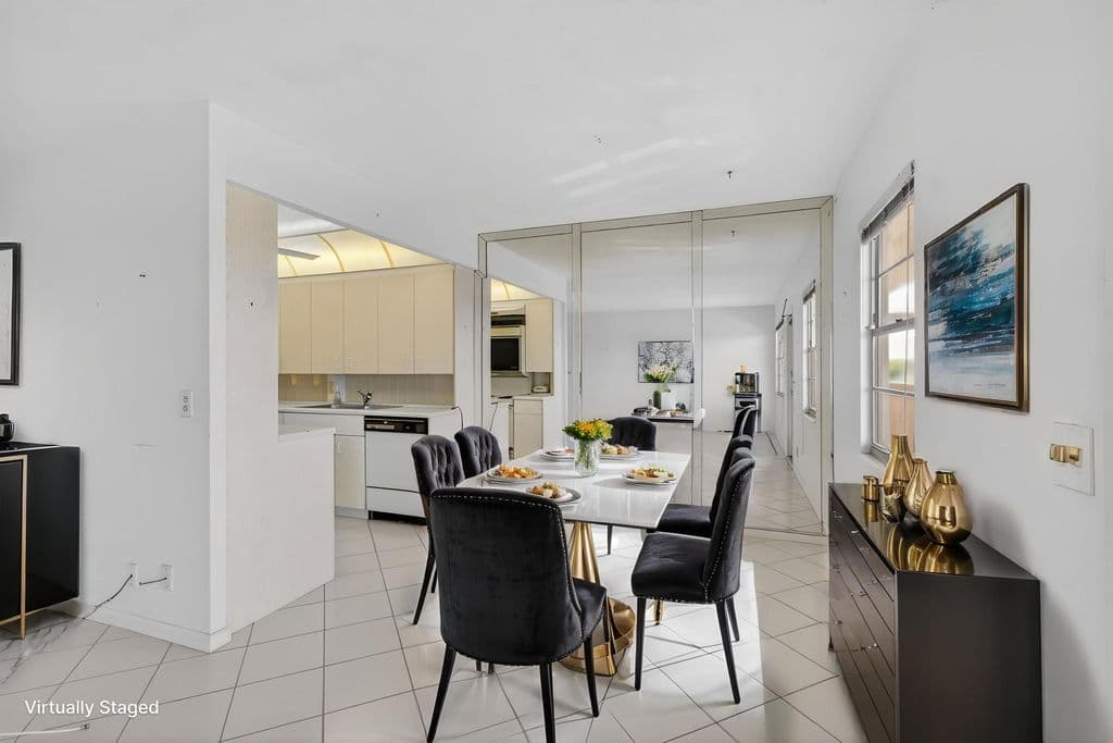 2-bedroom Condo — 4059 Guildford D