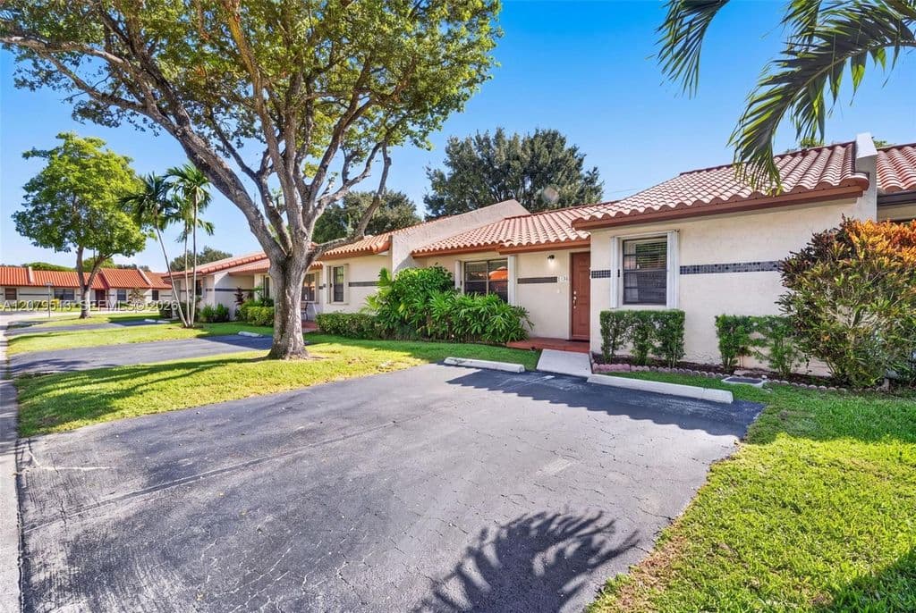 2-bedroom Single-Family Home — 5736 SW 112th Ter