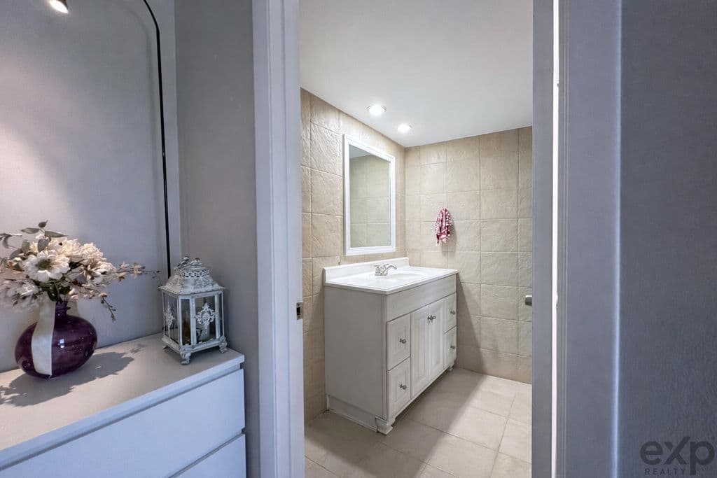 2-bedroom Property — 1008 10th Way
