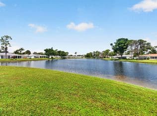2-bedroom Condo — 5241 Privet Place #B, Delray Beach, 33484