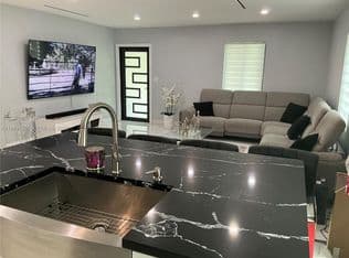 2-bedroom Single-Family Home — 201 SW 62nd Ave, Miami, 33144