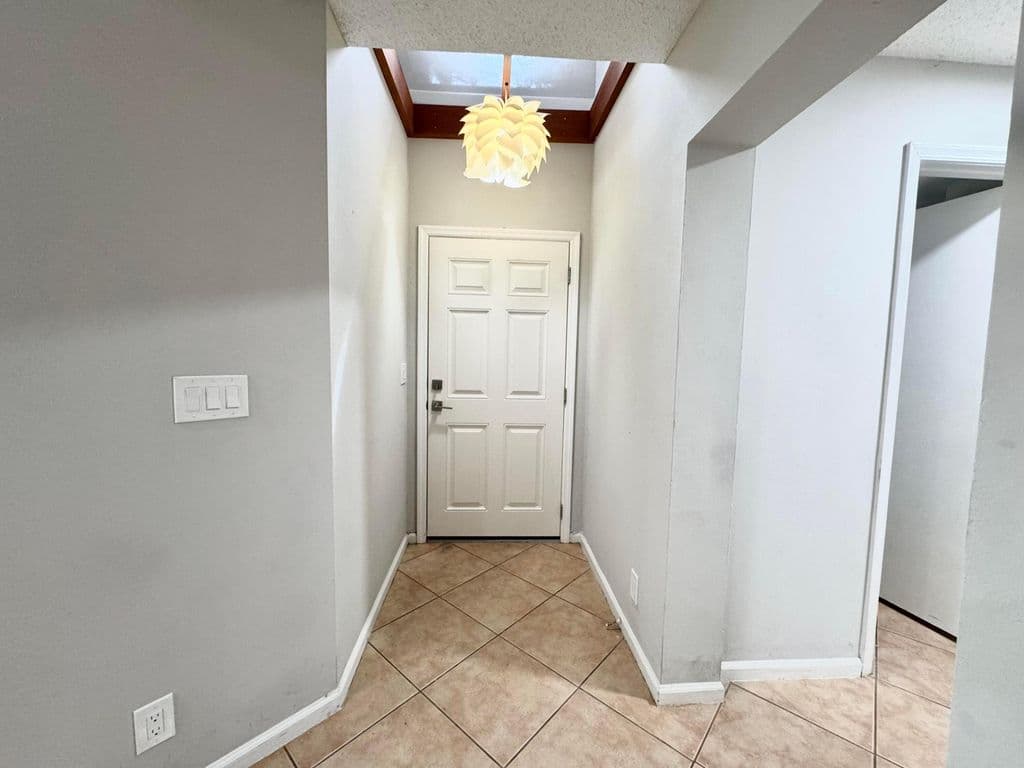 3-bedroom Property — 1877 DISCOVERY Way