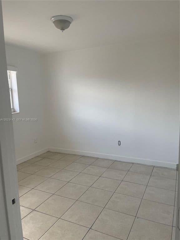 4-bedroom Property — 3410 SW 89th Ct