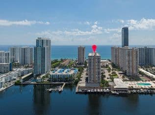 1+1 Condo — 1965 S Ocean Dr APT 14B, Hallandale Beach, 33009