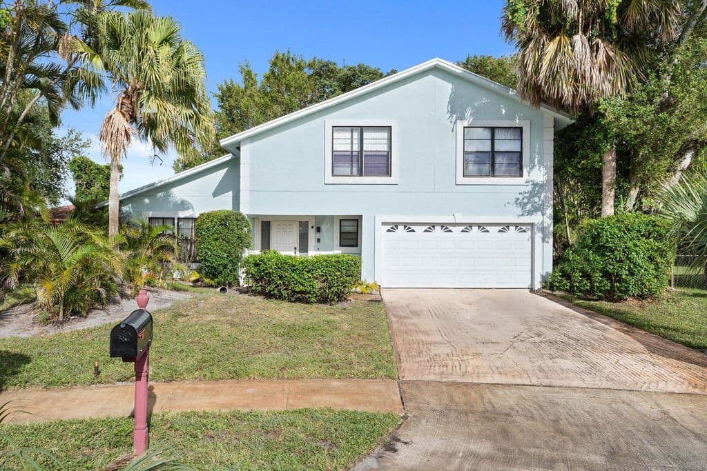 3+1 Müstakil ev — 5900 Flatrock Road