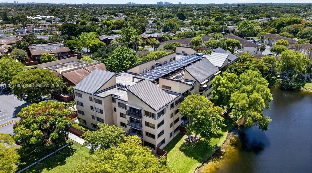 2+1 Condo — 6666 SW 115th Ct APT 301
