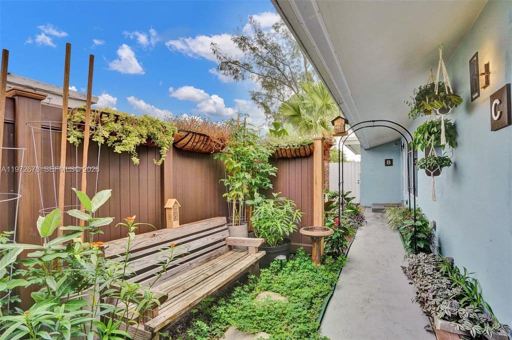 4-bedroom Property — 1236 NE 18th Ave