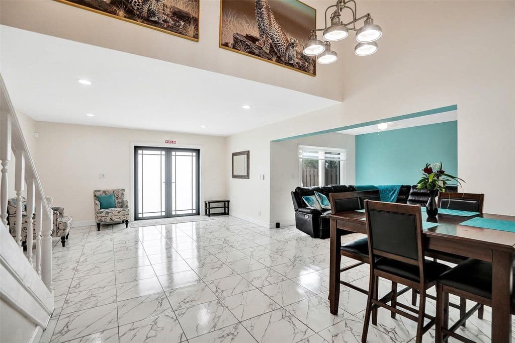3+1 Mülk — 3541 NW 95th Terrace #202
