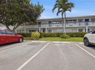 1-bedroom Condo — 186 Ventnor #L, Deerfield Beach, 33442
