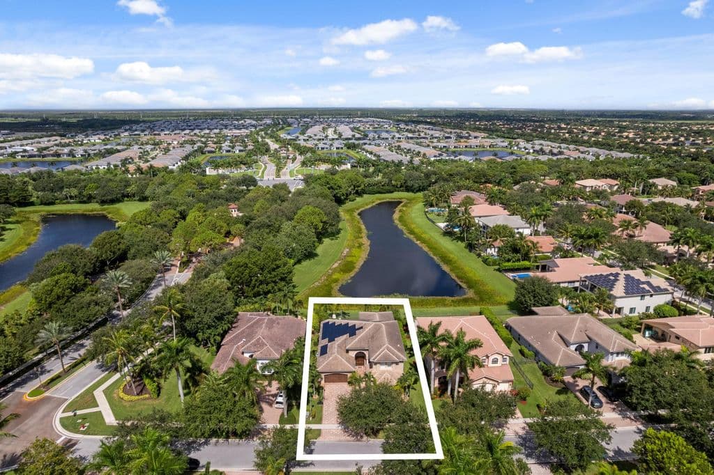 5-bedroom Single-Family Home — 11241 Brandywine Lake Way