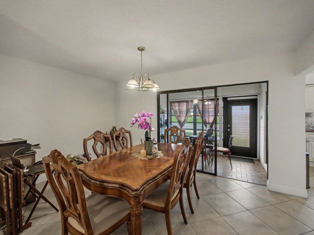 2-bedroom Condo — 4759 Storkwood Terrace #A