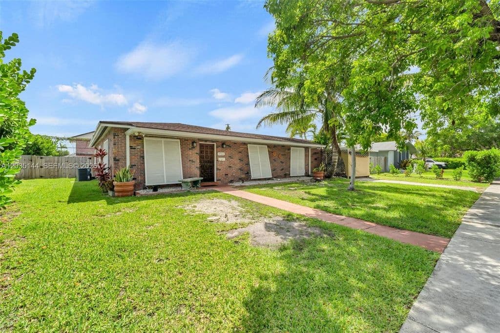 3-bedroom Single-Family Home — 9982 SW 196th St