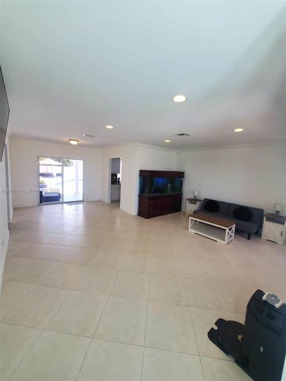 3-bedroom Single-Family Home — 1800 N 55th Ave