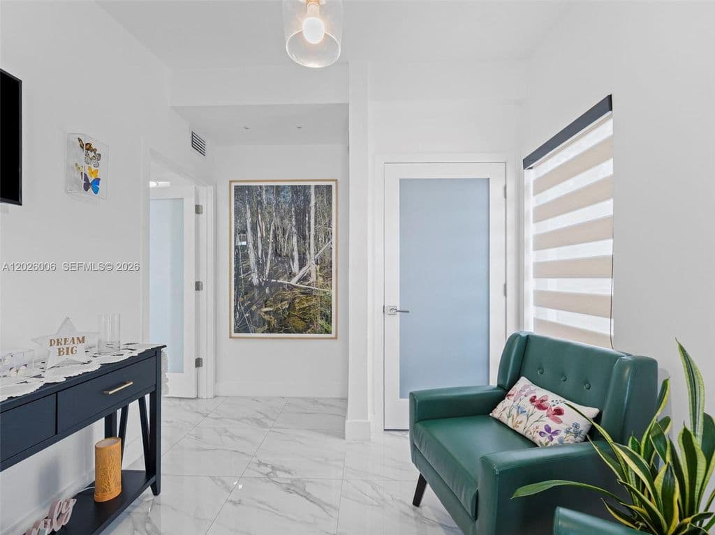 2+1 Müstakil ev — 10700 SW 46th St