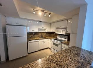 1+1 Condo — 7118 Bonita Dr APT 305, Miami Beach, 33141